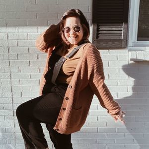 Meet your Posher, Andreea